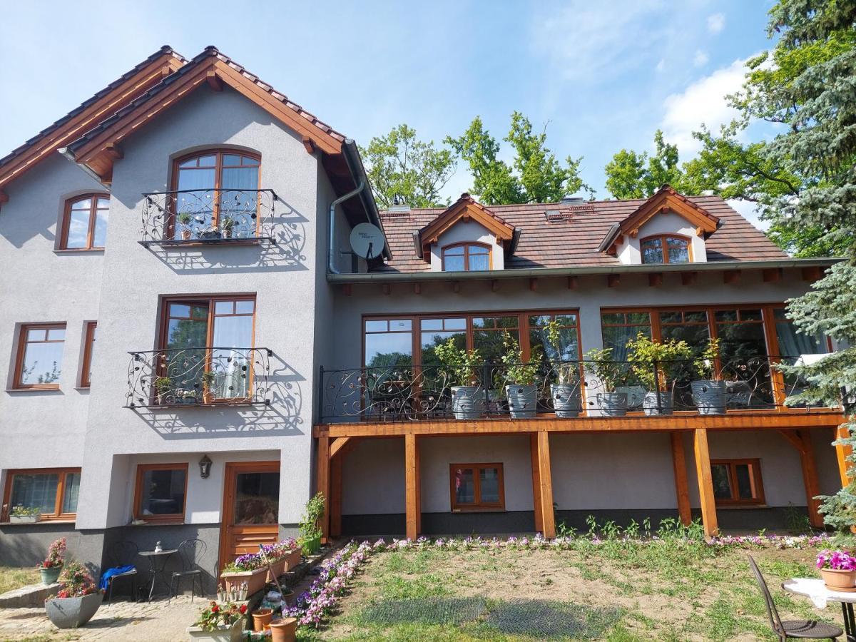 La Brigitte Et Bernd Hotel Hennigsdorf Exterior foto